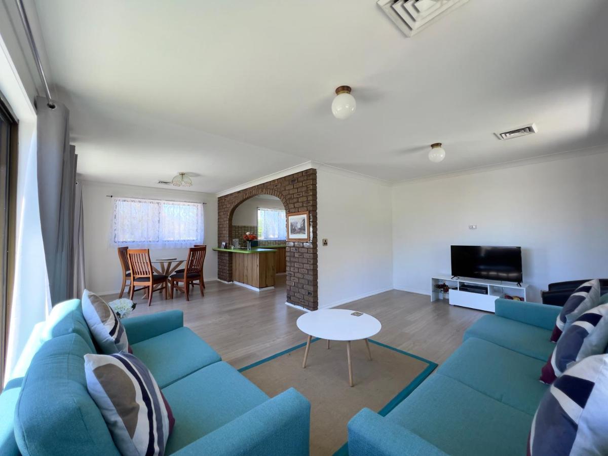 Albury Garden Court Motel Zewnętrze zdjęcie