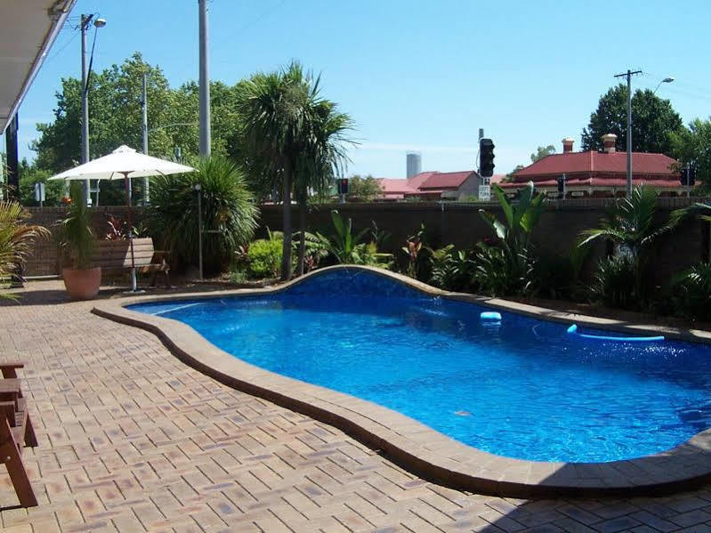 Albury Garden Court Motel Zewnętrze zdjęcie